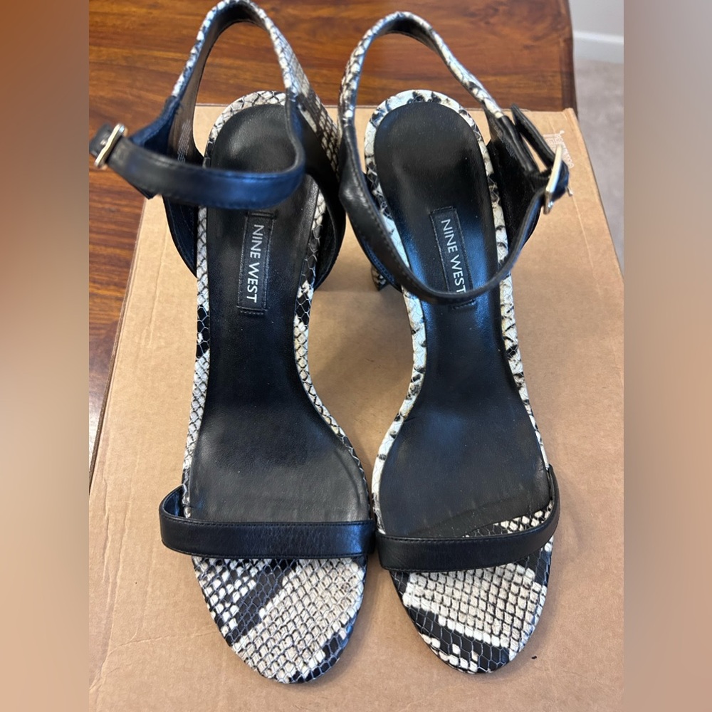 Nine West leather sandals/heels